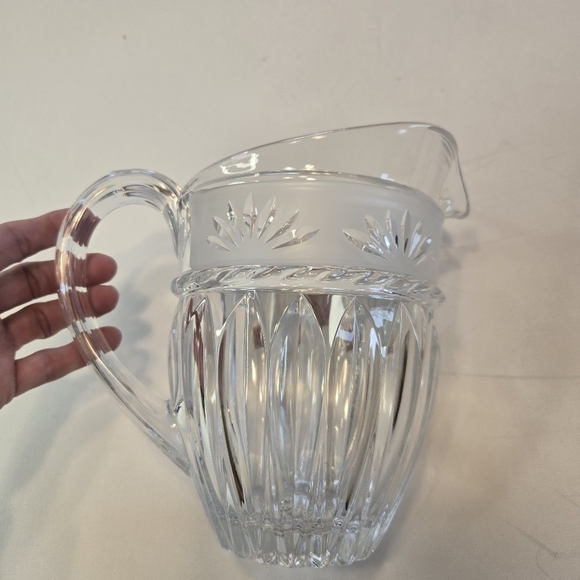 Cristal D'Arques Glass Etched Lead-Free Crystal Pitcher‎ - Picture 3 of 8